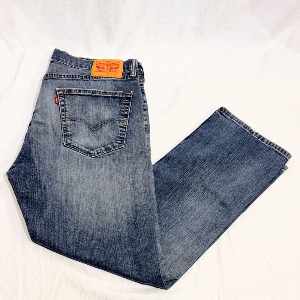 Levi's 505 Jeans Mens Size 36x30 Blue Medium Wash Blue Denim Straight Leg Zip